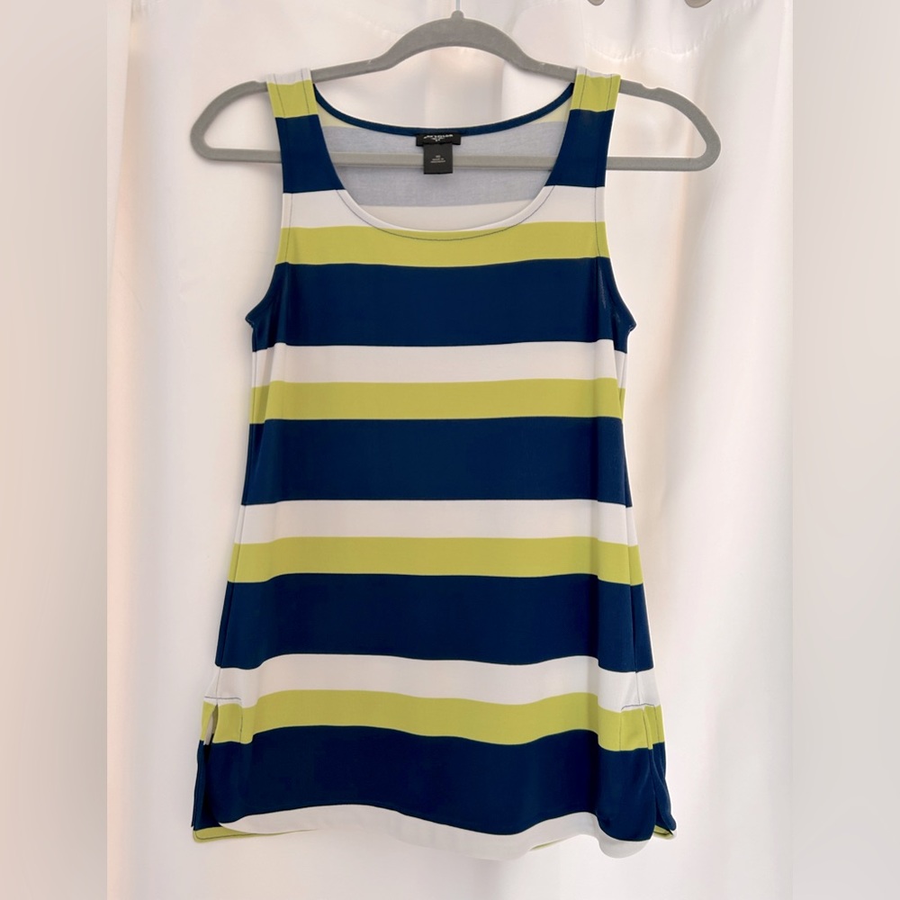 Ann Taylor sleeveless top. Like New!